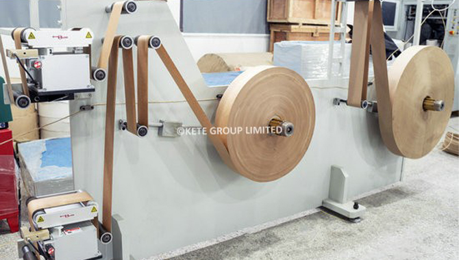 Handle Paper And Twisted Rope Unwinding