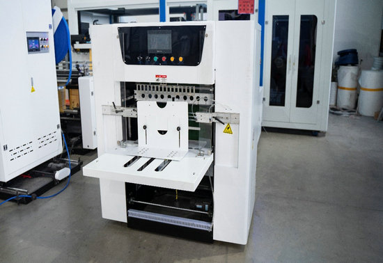 Non Woven Bag Machine-02