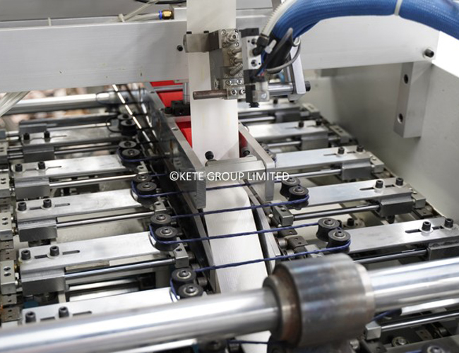 Twisted Handle Making And Pasting Machine-04